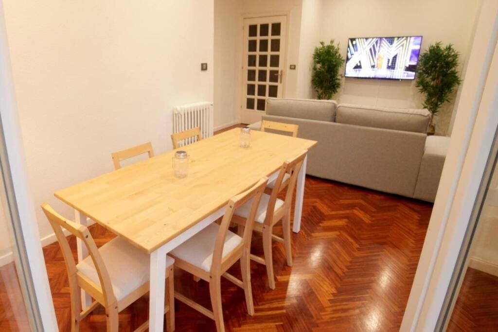 Piso Lujo En Gran Via Con Garaje Apartment Vigo Luaran gambar