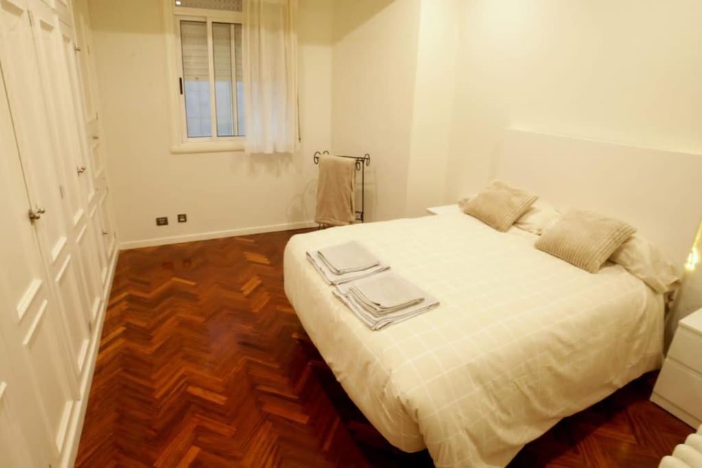 Piso Lujo En Gran Via Con Garaje Apartment Vigo Luaran gambar